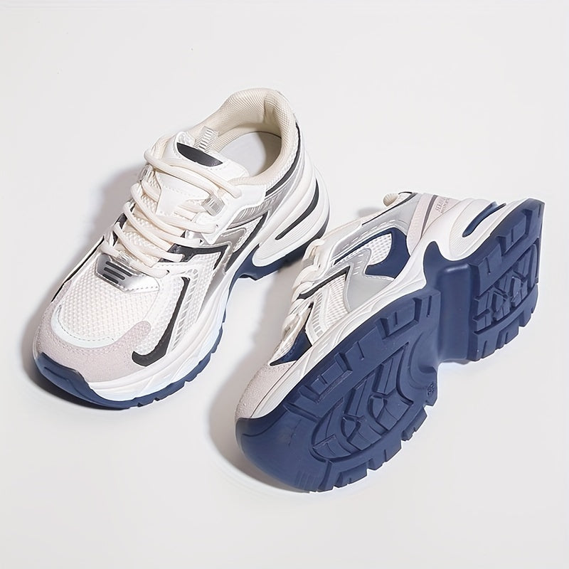 THE RETRO TRAINERS
