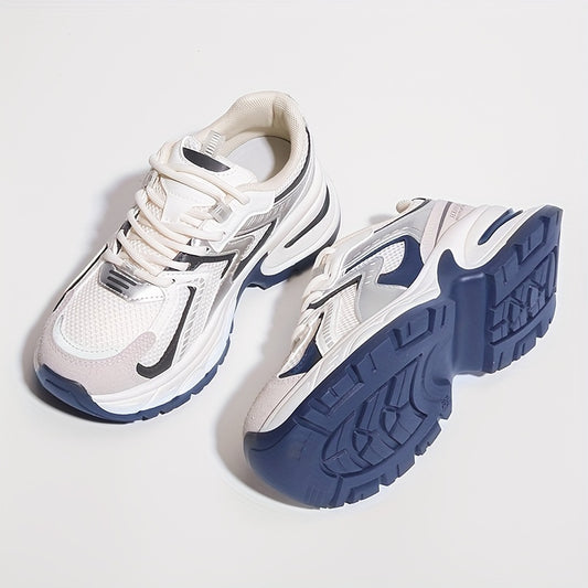 THE RETRO TRAINERS
