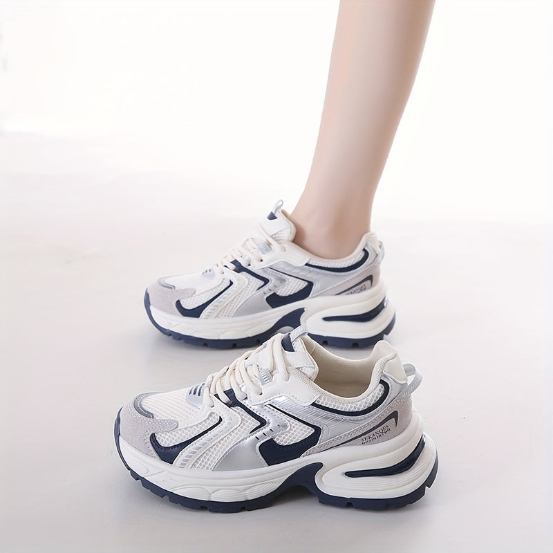 THE RETRO TRAINERS