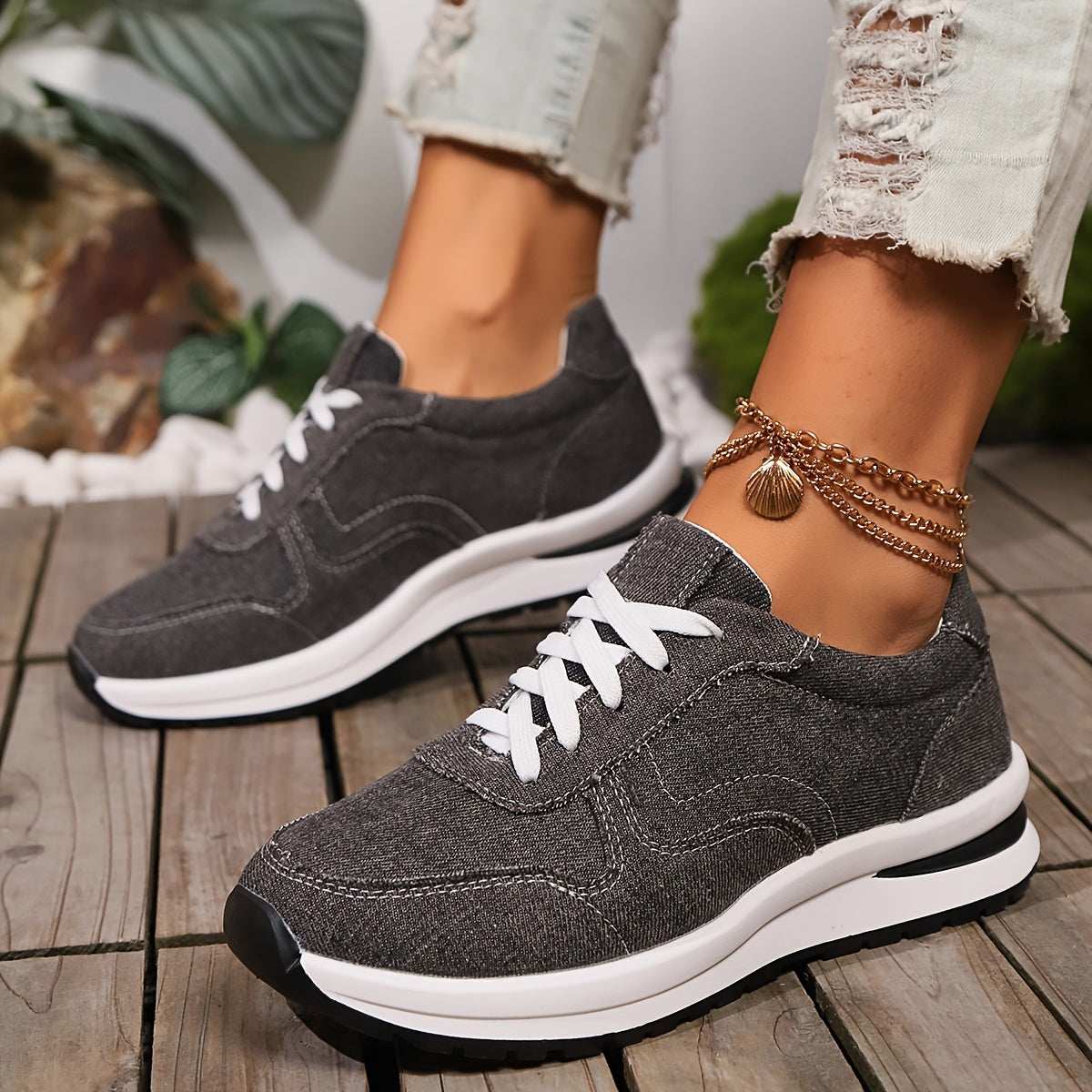 THE DENIM SNEAKERS