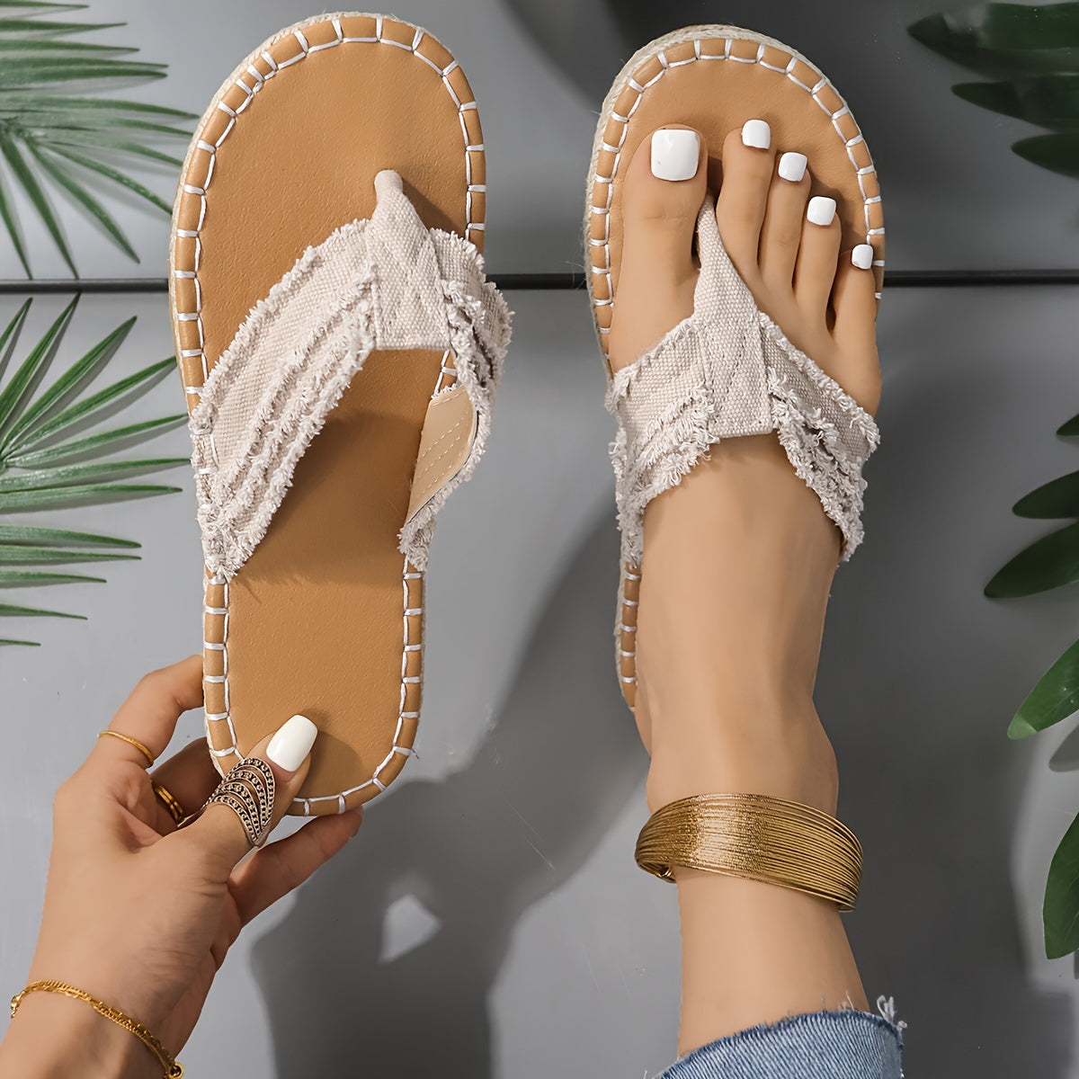 THE DENIM SLIDES