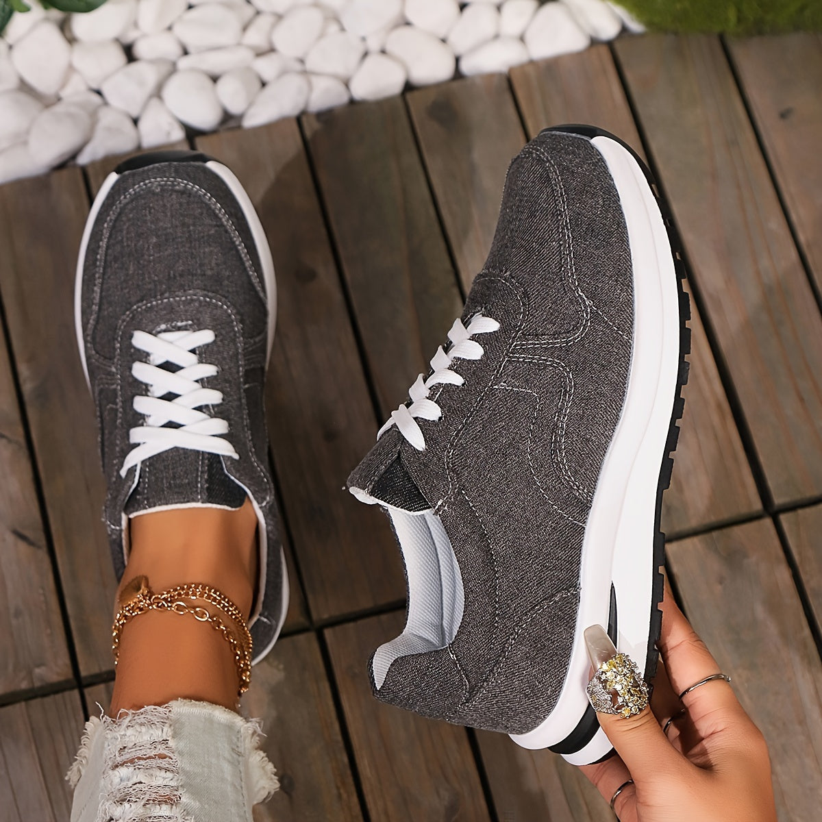THE DENIM SNEAKERS