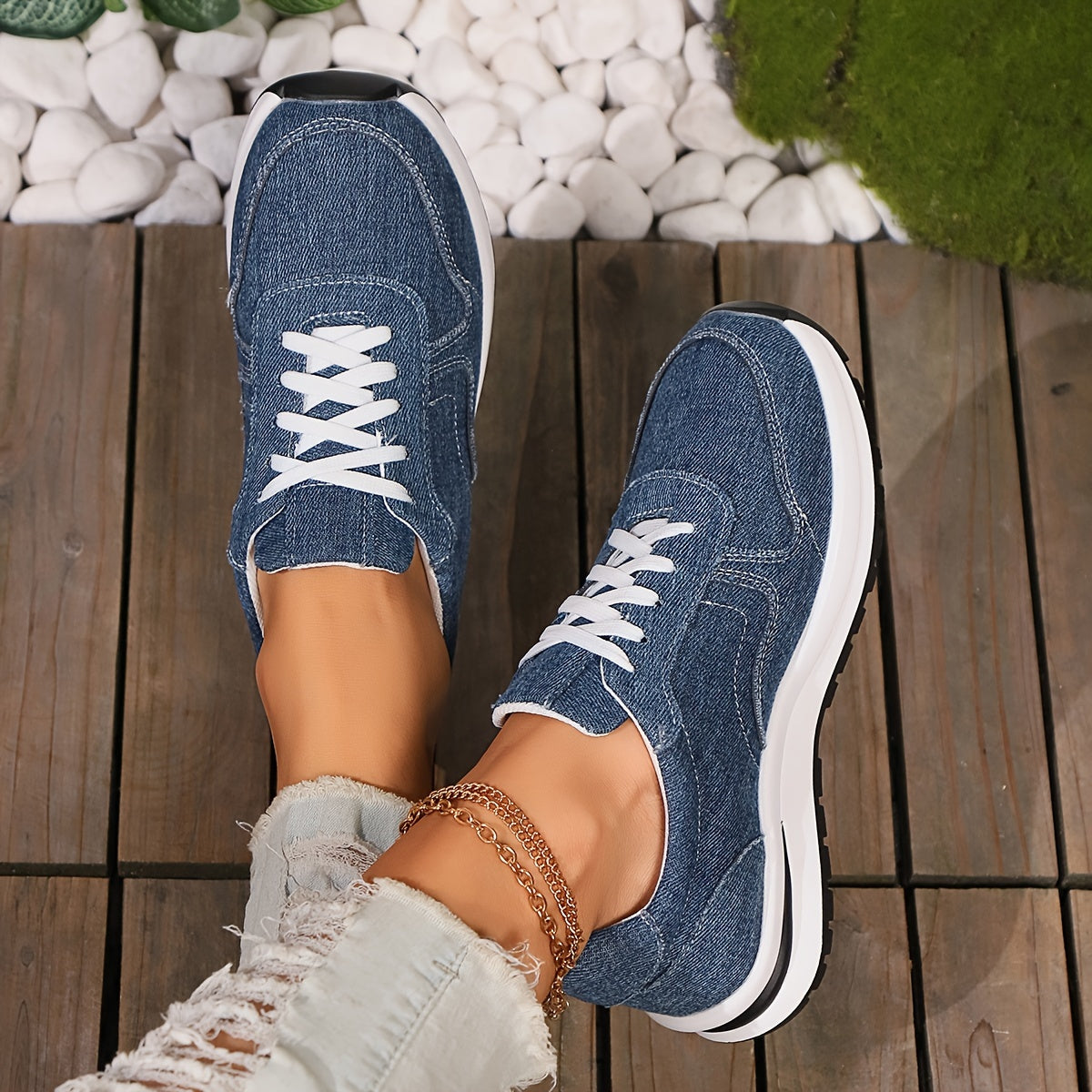THE DENIM SNEAKERS