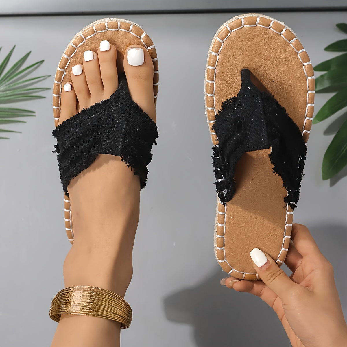 THE DENIM SLIDES