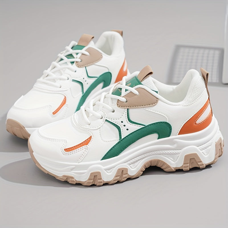 THE CASUAL LADY SNEAKERS