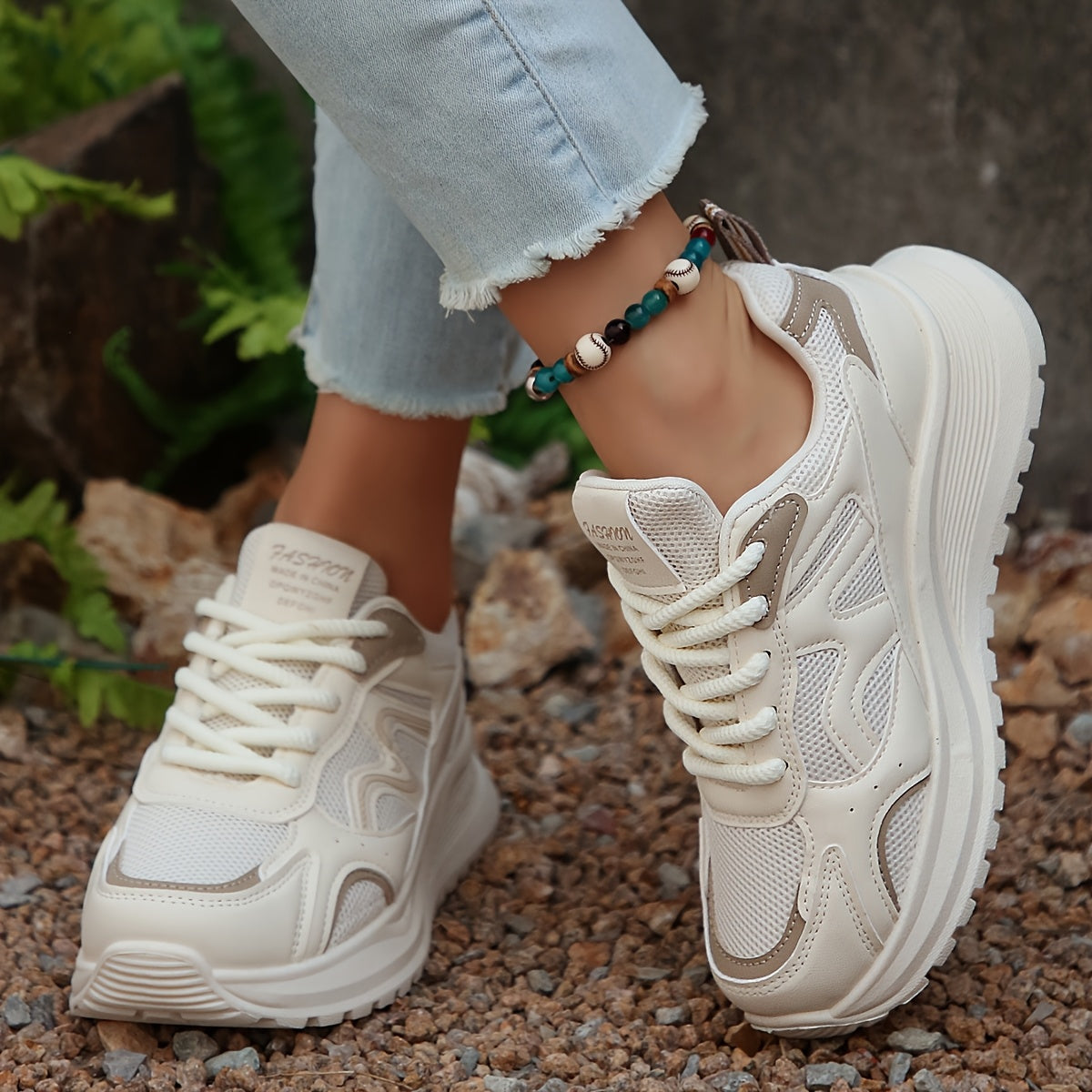 THE AZERO SNEAKERS