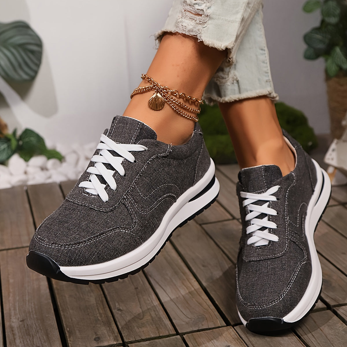 THE DENIM SNEAKERS