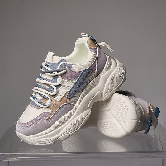 THE HAPPY SNEAKERS