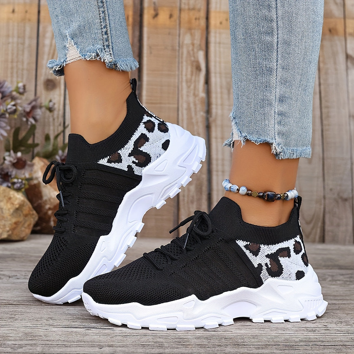 THE PANTHER SNEAKER