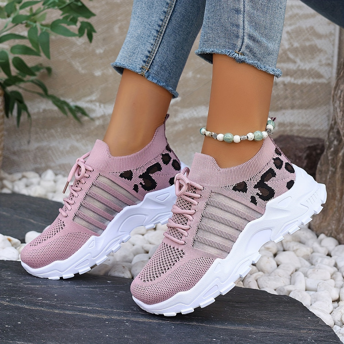 THE PANTHER SNEAKER