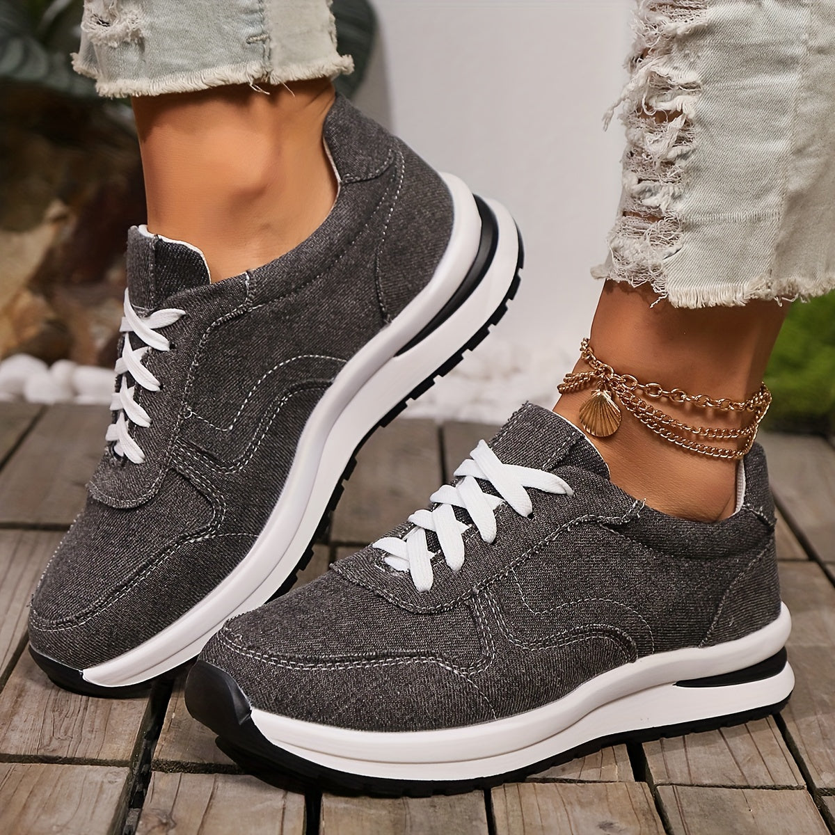 THE DENIM SNEAKERS